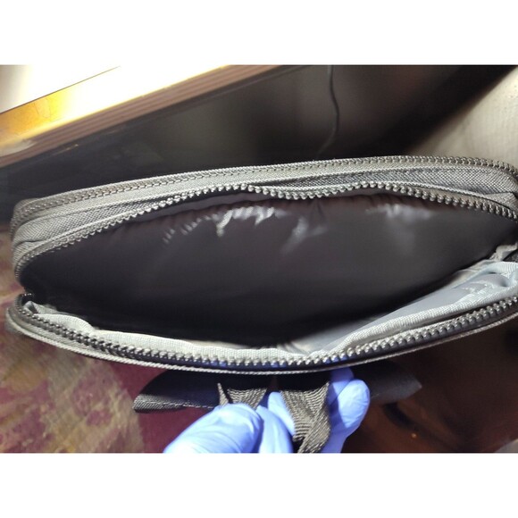 OGIO Back Pack NEW Black Backpack Biking Hiking School 15.5"x11.5"x3.5" NWT - Picture 16 of 16